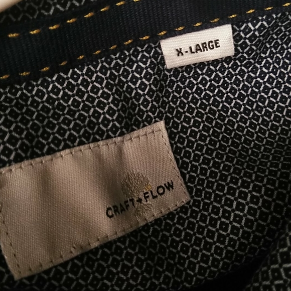 Craft + Flow XL Long Sleeve Button Down Shirt - Picture 2 of 3